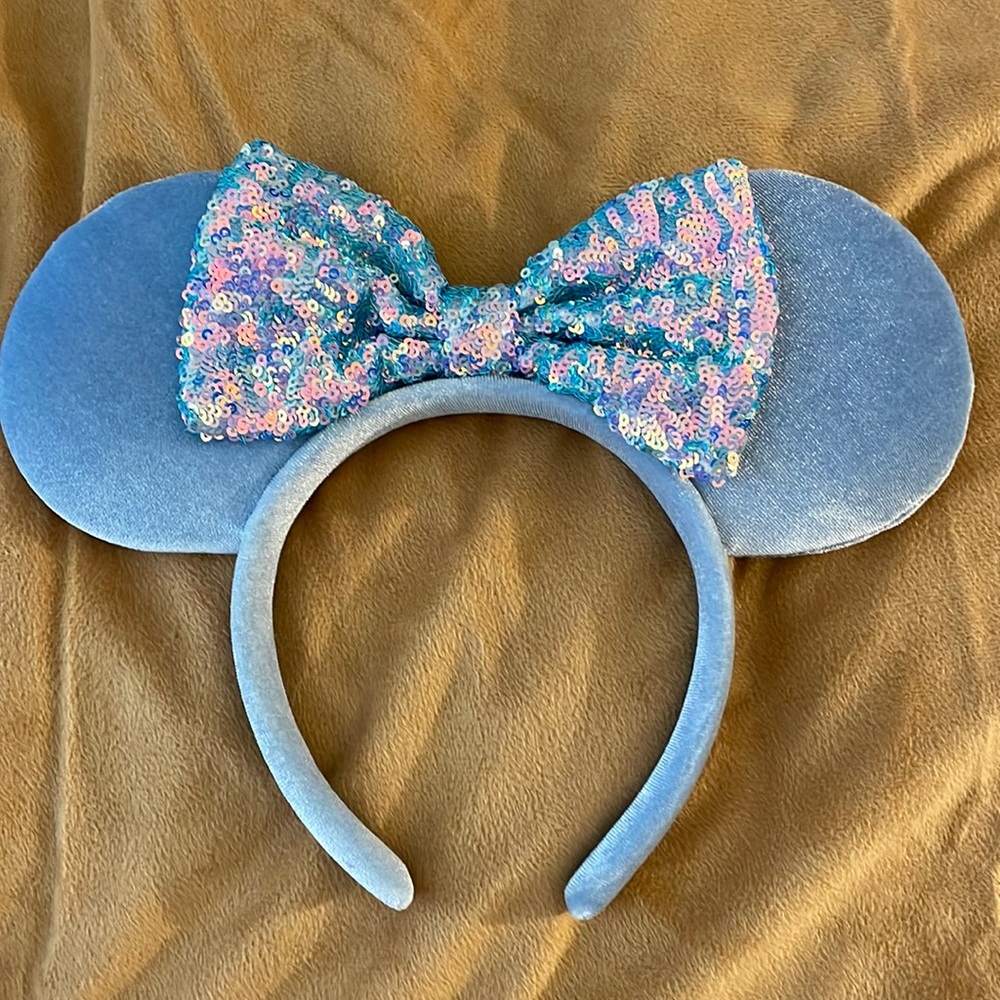 Blue Velvet Minnie Mouse Ears